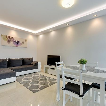 Aviator White Apartment Gdansk Ngoại thất bức ảnh